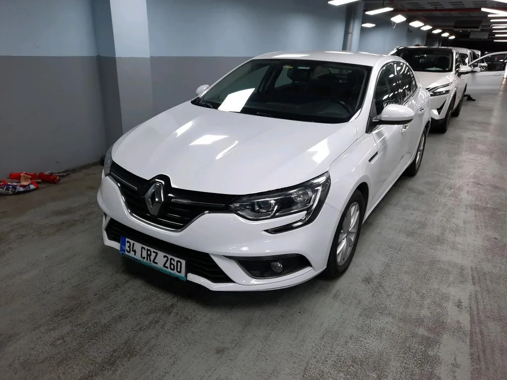 260 MEGANE FOTO (14)