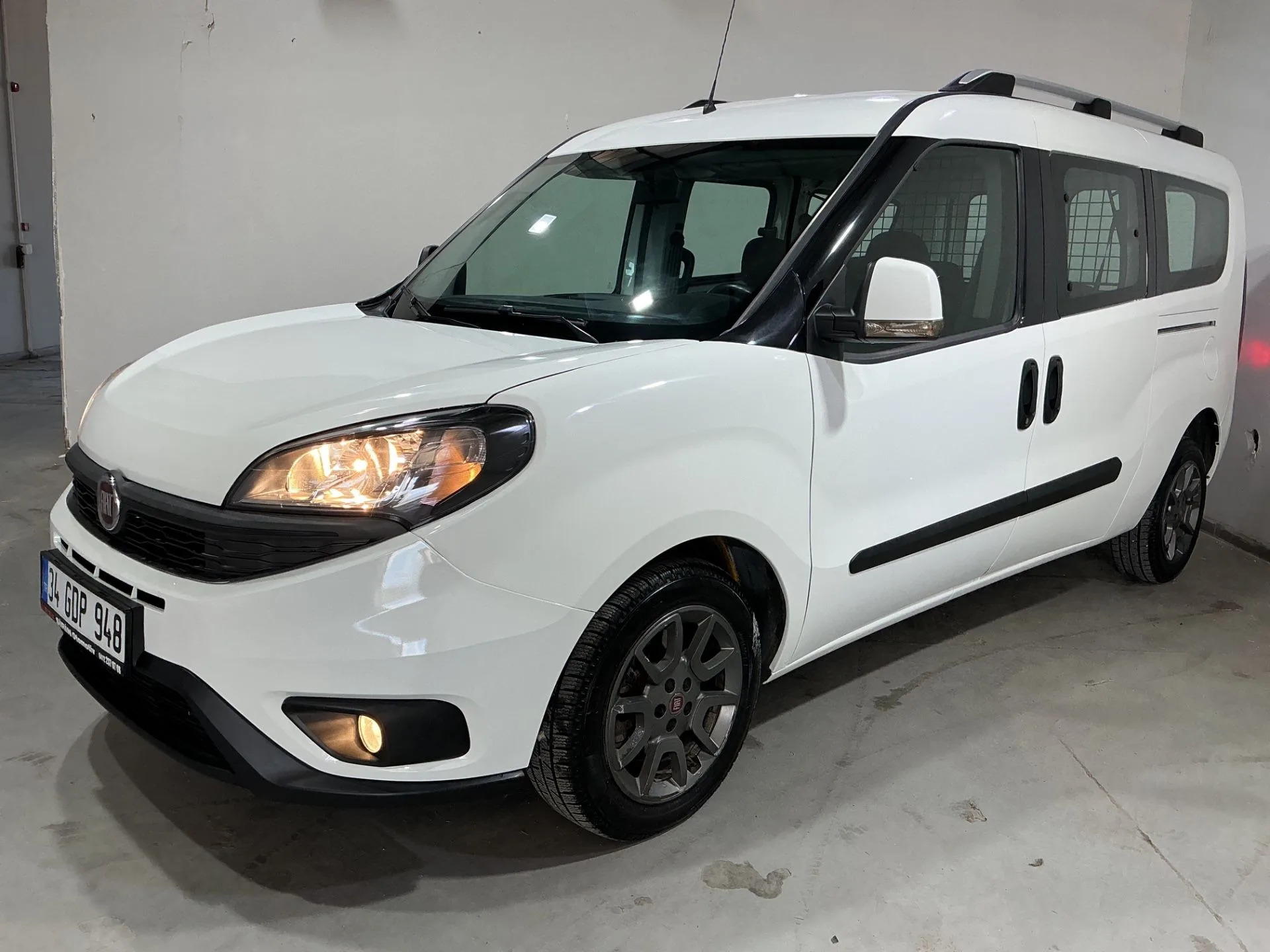 GDP 948 FOTO DOBLO (1)